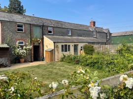 Relaxing holiday cottage in the beautiful Usk Valley, hotel en Usk