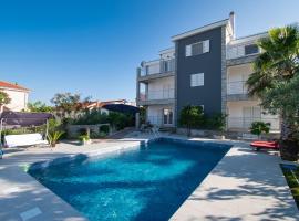 Apartment Villa Zlatna, hotel en Betina