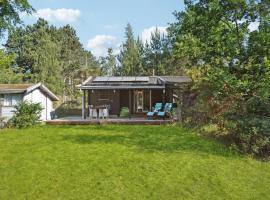 Nice Home In Gilleleje With Wifi, hotel conveniente a Gilleleje