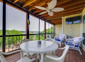 Osage Beach Condo with Private Deck and Lake Views!, hotel in Osage Beach