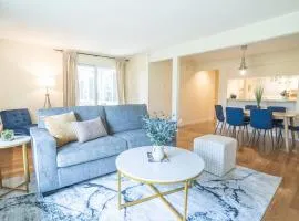 Spacious 2B2B Condo near downtown & Microsoft