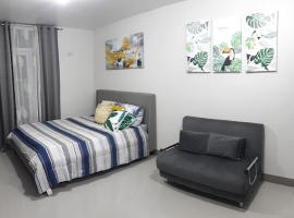 The Love Birds Nest, ξενοδοχείο σε Lo-oc