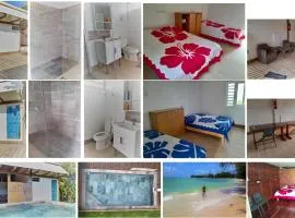 Mara'ai le spot Tubuai Chambre triple Taahueia Deluxe SDB privée avec piscine