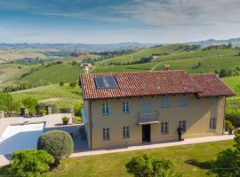 Villa Tesoro, hotel din Castiglione Falletto