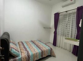 Izzhan homestay berdekatan kubang kerian, holiday rental in Kota Bharu