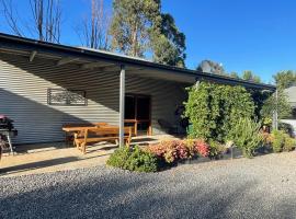 Omaroo High Country Retreat, Cottage in Bonnie Doon