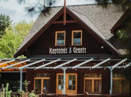 Kapteinis & Grants, Hotel in Engure