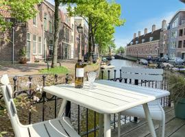 Beautiful Home In Alkmaar With Kitchen, casa rústica em Alkmaar