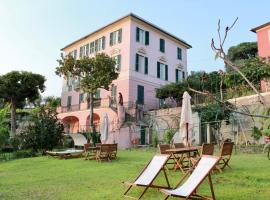 Villa Baia dei Frati, hotel com estacionamento em Recco