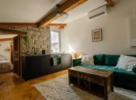 Charmant T2 au Cœur d'Ajaccio - Parking & AC