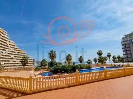 APARTAMENTO FOSSA. PRIMERA LINEA DE PLAYA. CALPE. LIVE IT COSTABLANCA