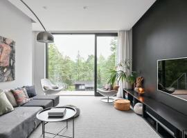 Swedish Elegance & Luxury Home, villa i Stockholm