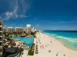 The Westin Lagunamar Ocean Resort Villas & Spa Cancun