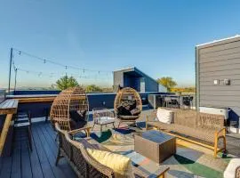 Luxury Townhouse - Rooftop 10 Min Downtown