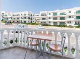 Casa do Lagar 2BDR - 4 mins walk train station - quiet - balcony - wi-fi