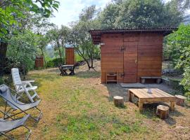 Cabane Eco Lodge: Tourrettes-sur-Loup şehrinde bir otel