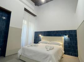 La Suite del Centro Storico, self catering accommodation in Naples