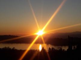 Tramonto al Lago, hotel v destinaci Gavirate