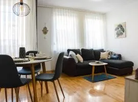 Flexible SelfCheckIns 52 - Zagreb - Parking - Loggia