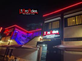 HOTEL LES ARCADES, Hotel in Cotonou