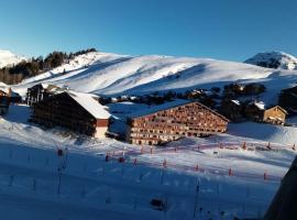 Plagne Soleil - Montsoleil -Ski aux pieds-5 personnes, apartment in Plagne Villages
