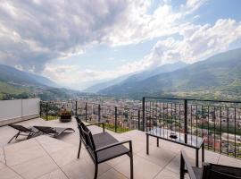 REVO Apartaments - Gualzi63 the Best View, apartment in Sondrio