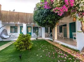 Avlu Otel