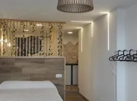 Estudio con balcón a 9min. del centro en metro