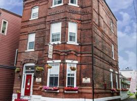 Earle of Leinster B&B, hotel in Saint John