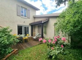 Gîte Saint-Galmier, 3 pièces, 4 personnes - FR-1-496-292