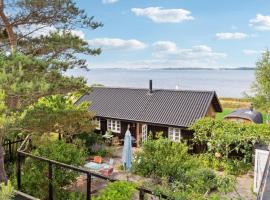 Amazing Home In Fej With Sauna, Wifi And 3 Bedrooms, villa à Kragenæs