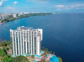 Flat Hotel Tropical Executive Praia Ponta Negra, allotjament a la platja a Manaus