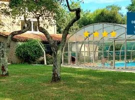 Gîte La Buissière Duravel piscine couverte privative
