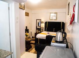 Budget friendly studio in Naka-Nakuru, hotell sihtkohas Nakuru