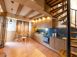 Pirin Golf Hotel&Spa Apartment 42 - private luxury apartment, hotel di Razlog