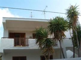 Villa 2M a 50 metri dal mare, holiday home in San Vito lo Capo