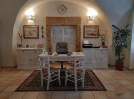 Domo Antiga Guest Rooms, bed and breakfast v destinaci Sorso