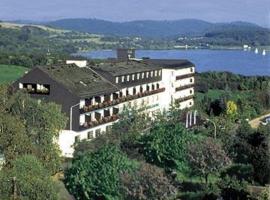 Seehotel Weingärtner, hótel í Bosen-Eckelhausen