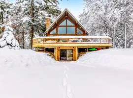 Bobcat's Lakefront Retreat