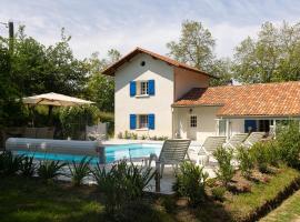 La Métairie - Guesthouse, hotel with parking in Orx