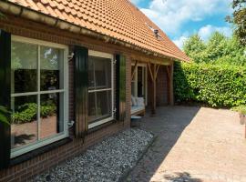 Comfortable house with a large garden and parking in the Achterhoek, kotedžas mieste Eibergen