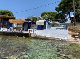 Beach House Stavros, Ferienunterkunft in Skala Kallirachis