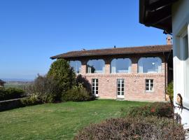 MyVilla Suites, hotel in Palazzo Canavese