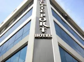 Elite Port Hotel