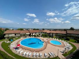 Kristall Lago Residence, hotell i Desenzano del Garda