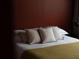 2bis chambres d'hôtes, отель типа «постель и завтрак» в городе Монтрёй-сюр-Мер