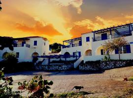 Evangelia House Sea View Apartments, beach hotel in Agia Pelagia