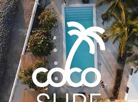 Coco Surf Tropical Village, hotel v destinácii La Libertad