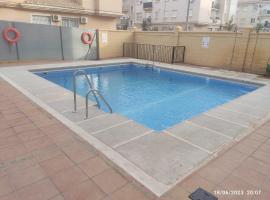 Apartamento VILLA INÉS parking y wifi gratis、Huércal de Almeríaのキッチン付きホテル