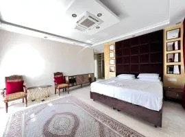 Luxury 7-Bed Villa with Pool and Jacuzzi Fethiye